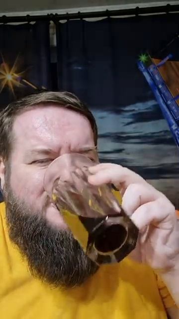 ВИСКИ И МОРОЖЕНОЕ смотреть онлайн