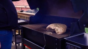 New Smoker! Weber Searwood XL 600