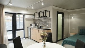 Обзор студии с террасой по ул. Защитников Кавказа, 114 Гринберг. Жить в Горах