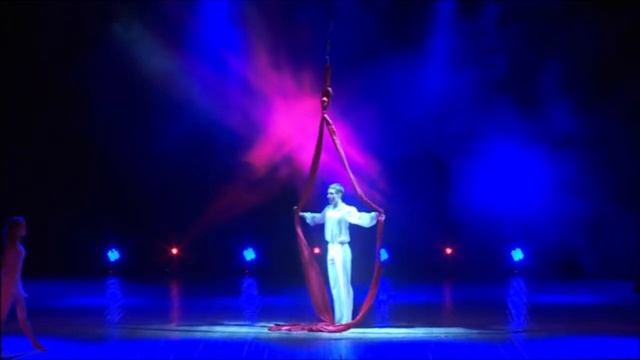 ЦИРК МАУГЛИ. CIRCUS MAUGLI Полотна - Свеча