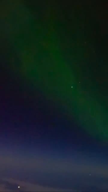 Видео Северного Сияния с самолёта при посадке Мурманске Аврора Вилладж #auroravillage @auroravillag
