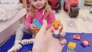 Мама Вика дочка Лола,Мама акула,окуленок ,распаковка бокса