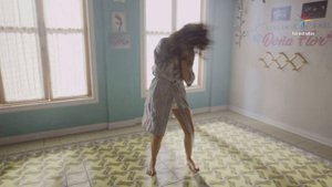 Doña Flor y sus 2 maridos - Capítulo 45: ¡Flor logra ver el fantasma de Valentín! | Televisa