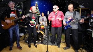 Snow is falling all around me Merry christmas everyone (cover) - Dima, Kate, Andy, Marco, Hans