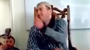 Муллои мачиди зинокор ба даст афтод.Ман зинокор не хамон эшонча зинокор