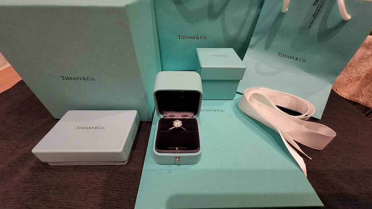 Кольцо Tiffany® Setting на Авито