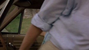 Кобра Кай (2018-2024) - 1 сезон 8 серия: Джонни рассказывает Мигелю про свою школьную любовь