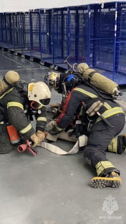 Пожарно-тактические учения в здании сортировочного центра «ОЗОН» в Калуге