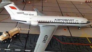 Як-42 в масштабе 1:72 (аэрофлот 80-х)  Сергея из Красноярска.