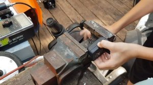 ✅как легко вскрыть адаптер в гараже♻️лайфхак от меня📡