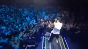 Eminem - Lose Yourself LIVE Performance