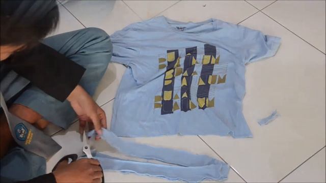 CARA MEMEBUAT GELANG DARI KAOS BEKAS (16 26) смотреть онлайн