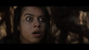 Хищник против медведя (в фильме - Добыча)