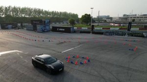 Zeekr 001 FR - На Гоночном Треке