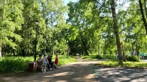 Просмотрев камеры, директор поймал техничку на краже… А едва шеф задал ей всего 1 вопрос, офис заме