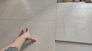 как я сделал чистый рез за место заводского, на плитке.