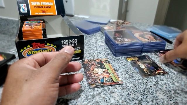 1992-93 TOPPS STADIUM CLUB BASKETBALL!!! (SERIES 1 BOX) PART 1!!! MJ HITS!!! смотреть онлайн