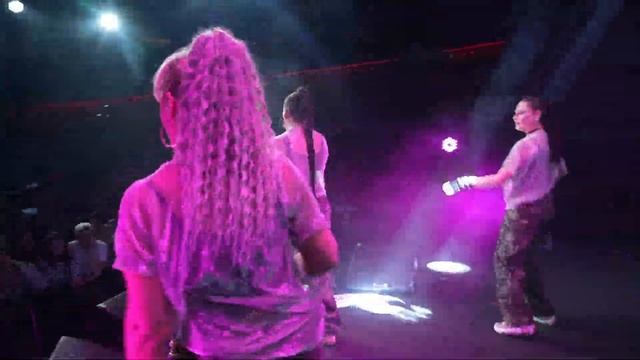 Воровайки - В притоне - Концерт в клубе «УРБАН» @MELOMAN-HIT смотреть онлайн