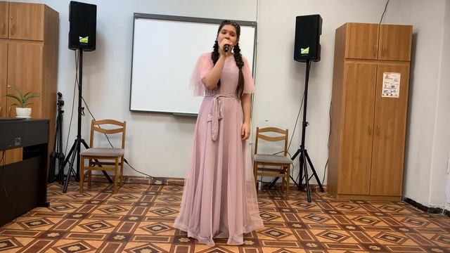 Сазонова Анастасия - песня "Голуби"