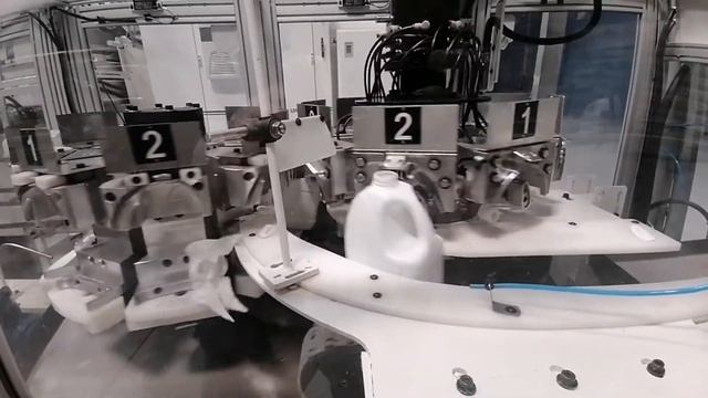 UNILOY UR-100 Extrusion Blow Molding Machine