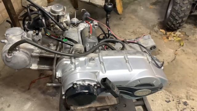 Двигатель 300куб водяное охлаждение, вариатор + реверс. Выходной вал 25 мм 6 крупн шлиц как на динг смотреть онлайн