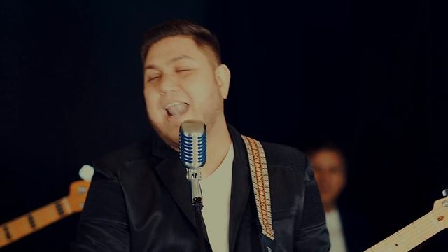 Los Mas Romanticos  EL Caiman .