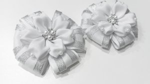 Белые бантики (канзаши) из репсовой ленты 4 см.mp4