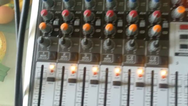 Problem with Behringer Xenyx X1204USB