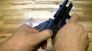 Пистолет Desert Eagle  50 AE  обзор и стрельба