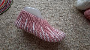 Следки двухцветные платочной вязкой.// МК. //