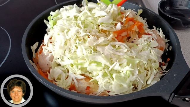 Тушеная капуста с гречкой и курицей на сковороде - сытно, вкусно и недорого