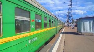 Электропоезд ЭР2Т-7183 и приветливая бригада, станция Нара