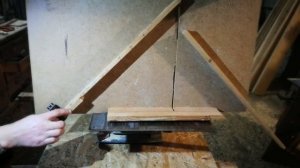 Простая каретка для циркулярки УБДН 5. Пиление под 45° , 90°