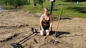 Beach Metal Detecting With The Simplex