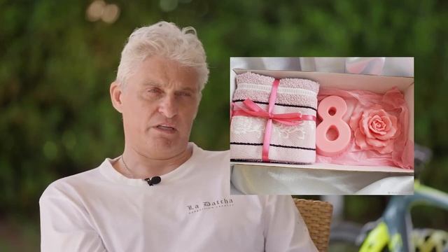 Тиньков поясняет за 8 марта #тиньковпоясняет смотреть онлайн