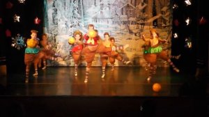 «Элвин и бурундуки» -- Маленькая страна