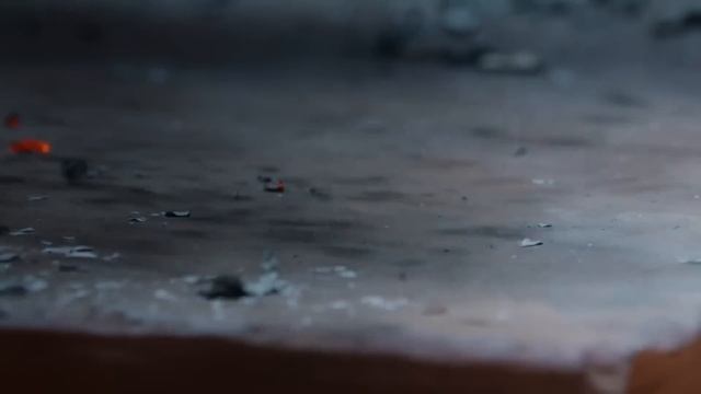 小花蛇浴火后重生武功暴漲，竟化成人形，一招讓反派灰飛煙滅！