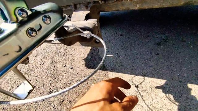 Безопасность на дороге : страховочные цепочки и тросики. смотреть онлайн