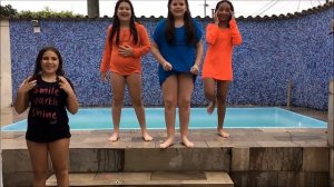 DESAFIO DA PISCINA - Com Amigas Youtubers