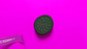 OREO Strawberry | Preview 2 V17 Effects Reversed