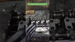 Восстановление постели распредвала на токарном станке.