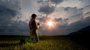 Высока любовь и дивна.