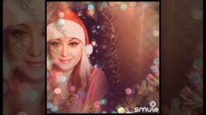 Новогодние игрушки, свечи и хлопушки