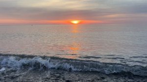 Чудесный рассвет над Чёрным морем. Шум морского прибоя