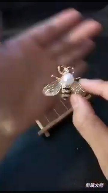 Женская брошь в виде пчелы cindy xiang, модное украшение с горным хрусталем насекомого для платья,