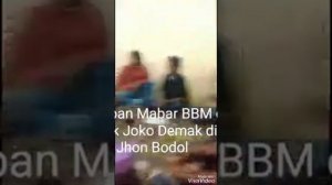 Ronald mbae bersama panitia BBM rapat di rumah Jhon Bodhol ( ketua BBM )