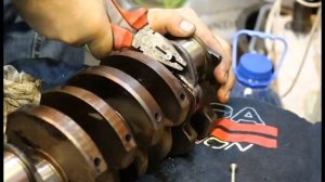 Замена масленых заглушек в коленчатом валу