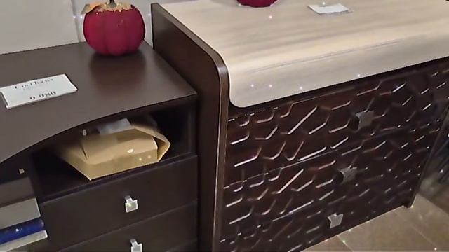 Необычный комод напоминающий чемодан