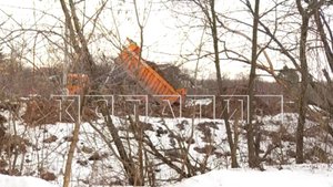 Жители посёлка Сахарный дол борются с завалом грунта, который считают незаконным