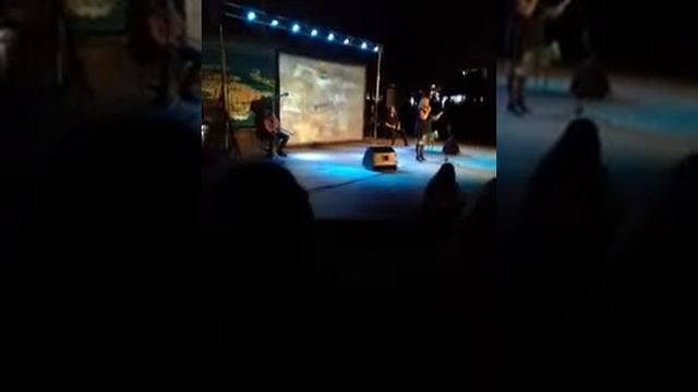 Болгария Созополь концерт Веселина Марина в омфитеатре на площади рядом со старым городом(8)